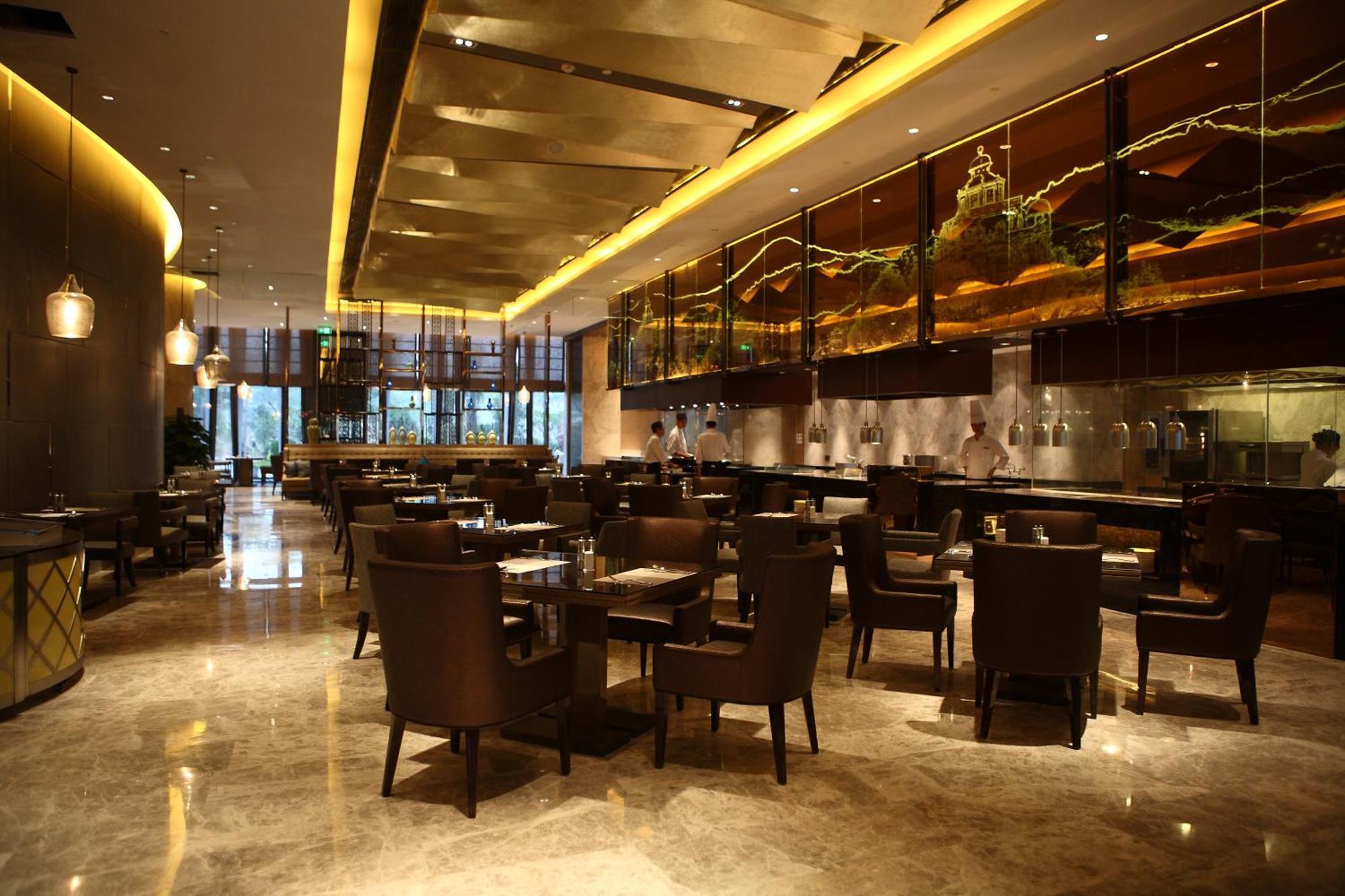 Wanda Realm Jiangmen Hotel Екстериор снимка