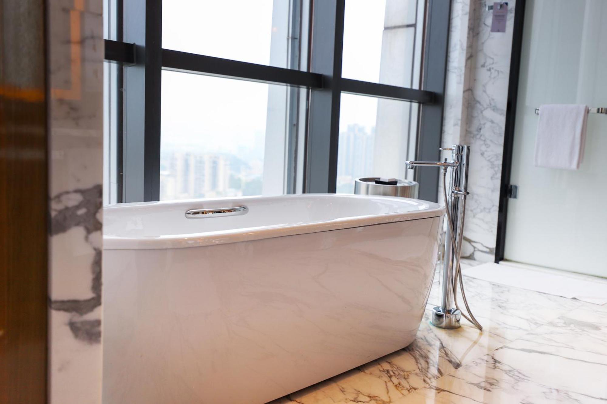 Wanda Realm Jiangmen Hotel Екстериор снимка