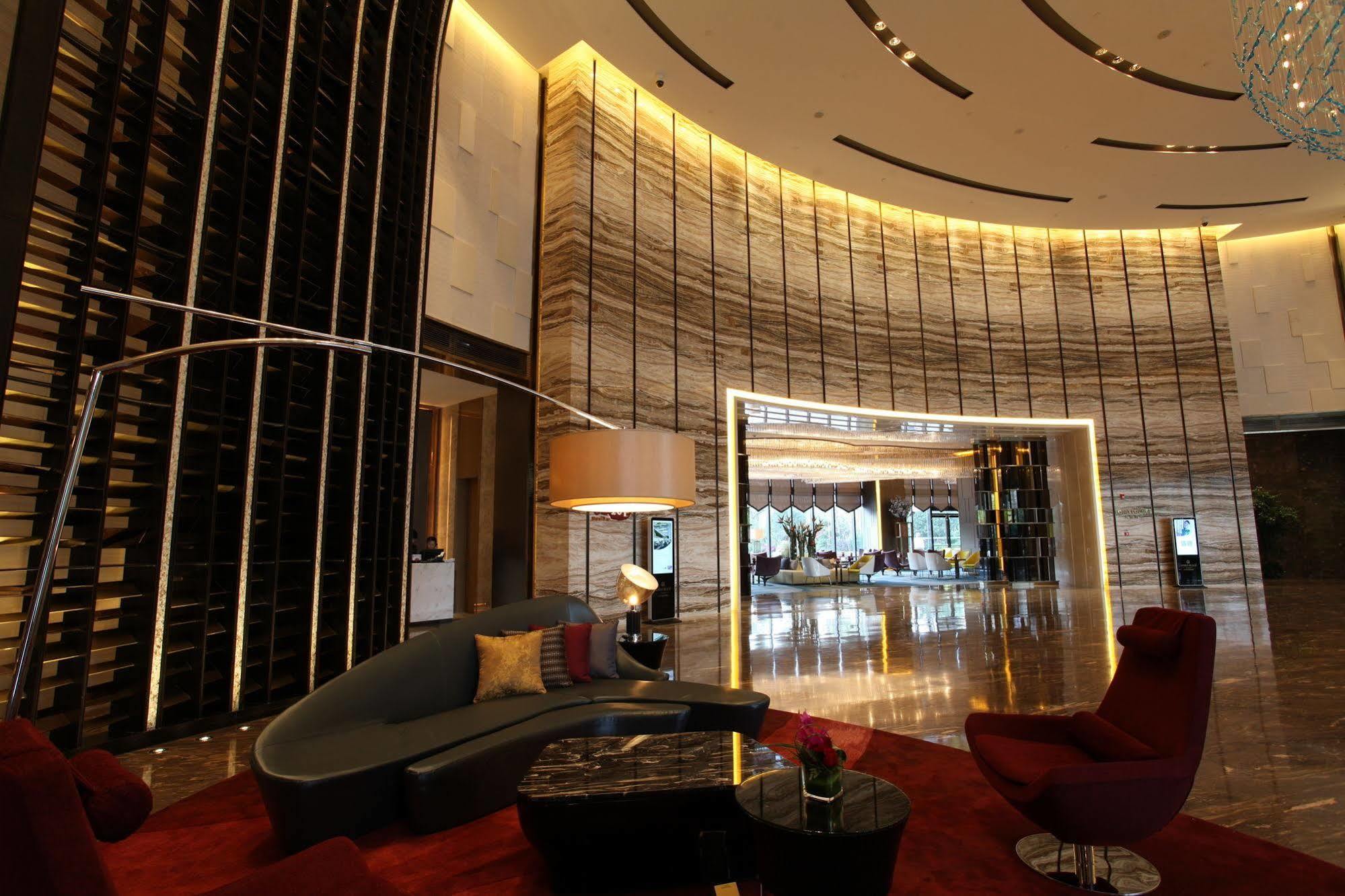 Wanda Realm Jiangmen Hotel Екстериор снимка