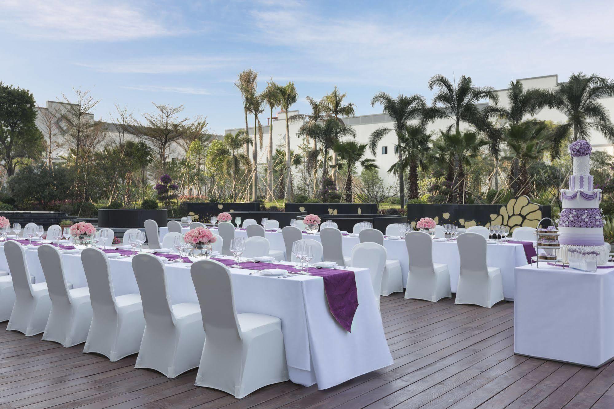 Wanda Realm Jiangmen Hotel Екстериор снимка