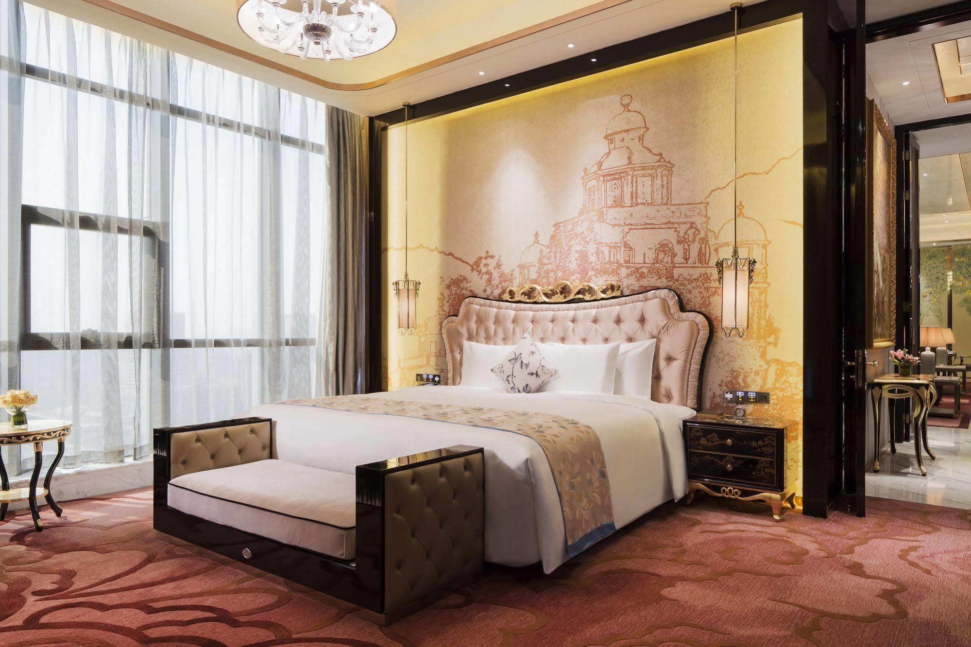 Wanda Realm Jiangmen Hotel Екстериор снимка