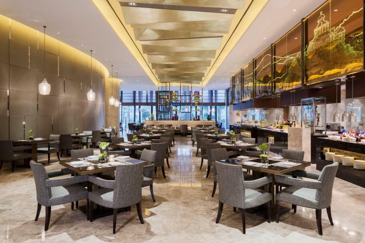 Wanda Realm Jiangmen Hotel Екстериор снимка
